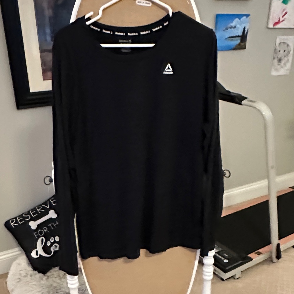 Reebok Black Crew Neck Top long sleeve.XL